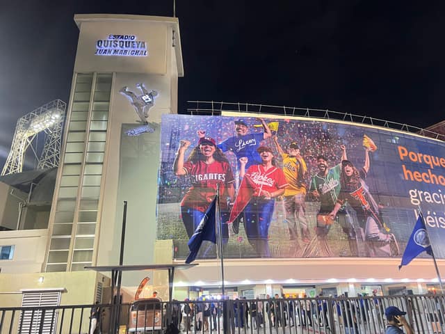 Cultura deportiva - Estadio Quisqueya Juan Marichal in Santo Domingo, Dominican Republic